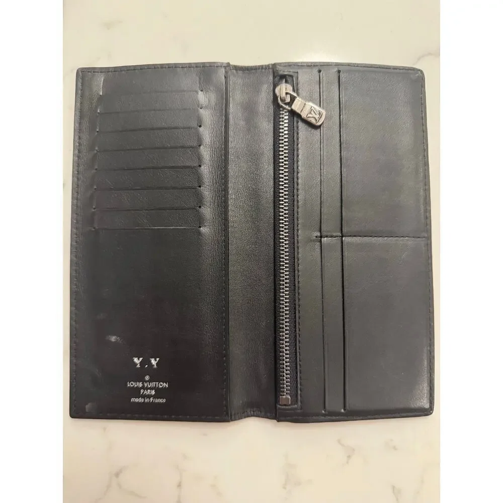 Louis Vuitton Black Long Epi Leather Brazza Wallet Authentic Designer Luxury
